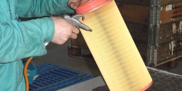 青島空壓機(jī)維修｜空壓機(jī)濾清器的使用和保養(yǎng)！